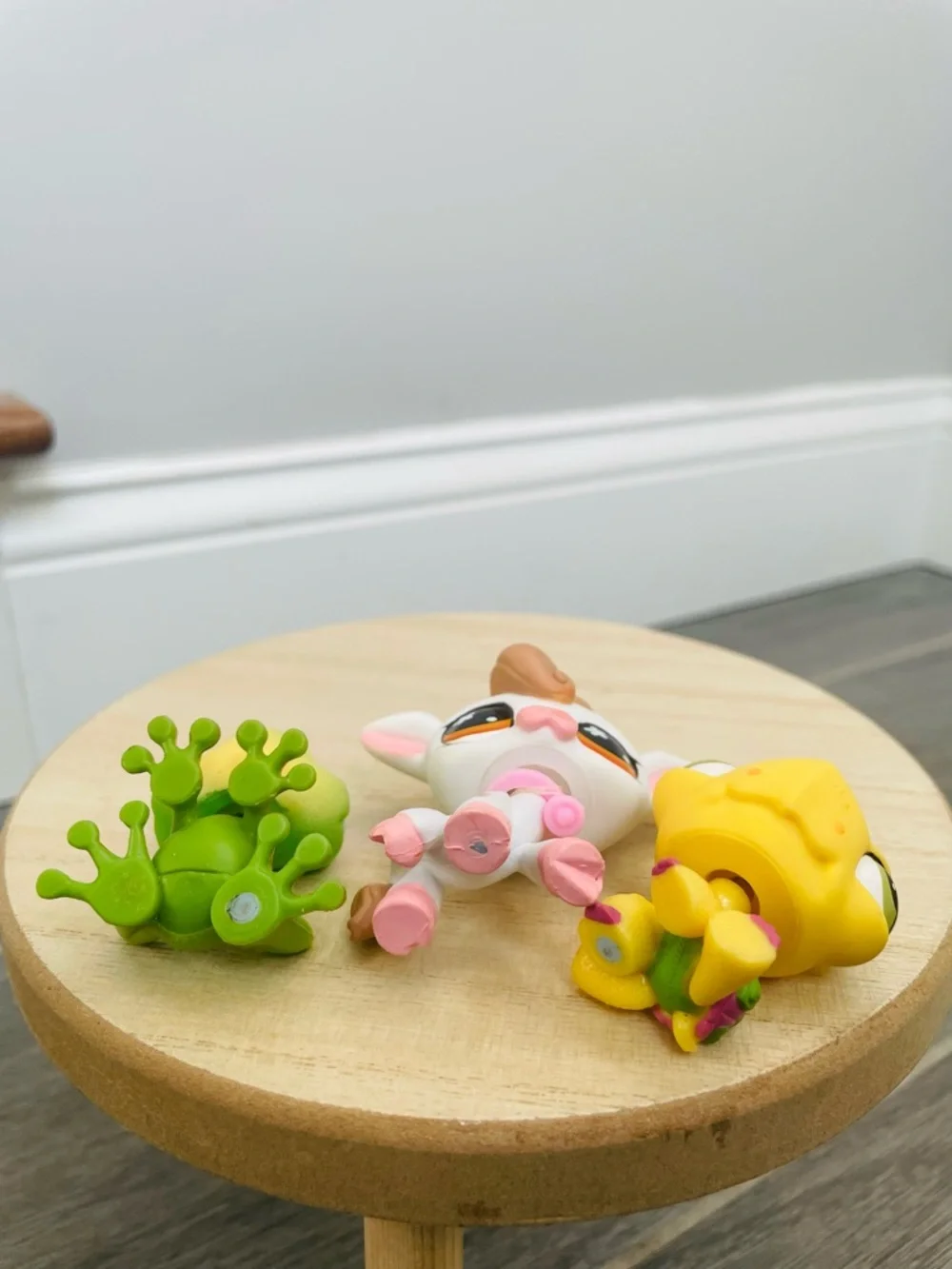 Littlest Pet Shop LPS #476 Cow, #618 Turtle & #50 Frog - Collectible Animal Lot